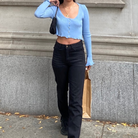 Blue knit top pretty little thing - Picture 3 of 3